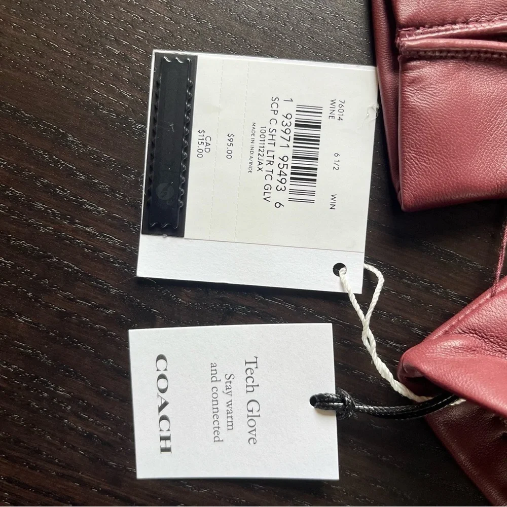 NWT COACH Signature Leather Tech Gloves (Size 6 1/2 or XS) - Picture 7 of 8
